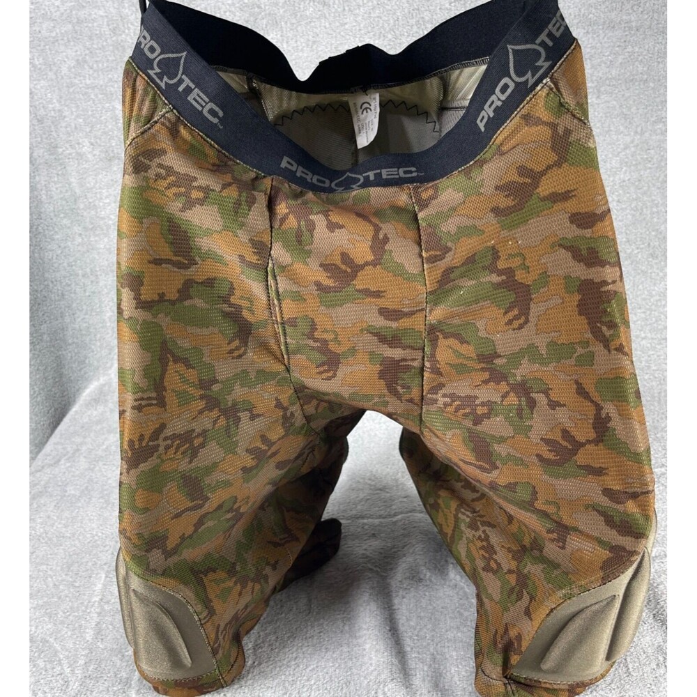 Pro-Tec IPS Compression Shorts Hip Pads Mens Size Medium Camo Print Multi Sport